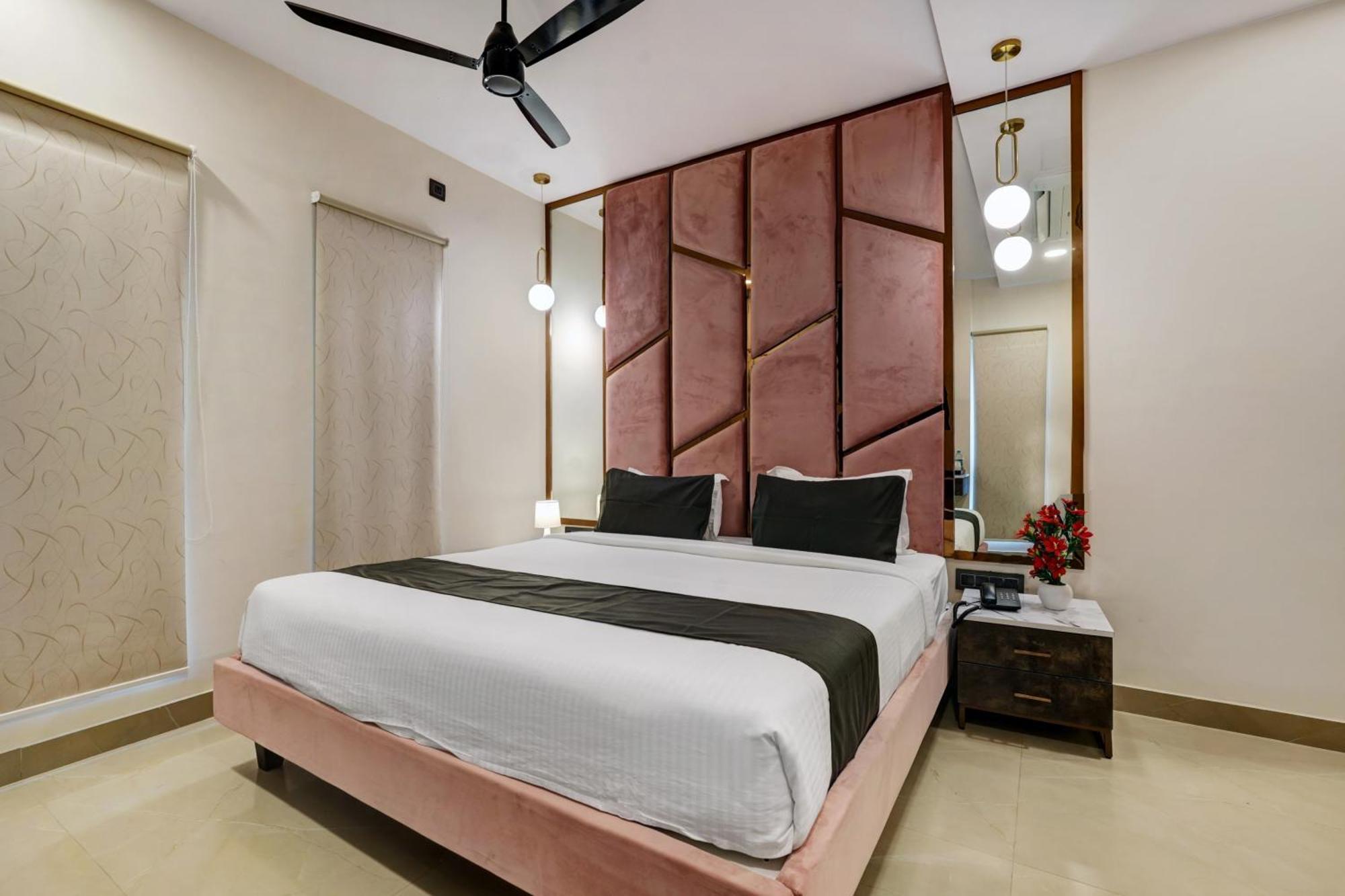 Astra Hotels & Suites - Koramangala Bangalore Bagian luar foto