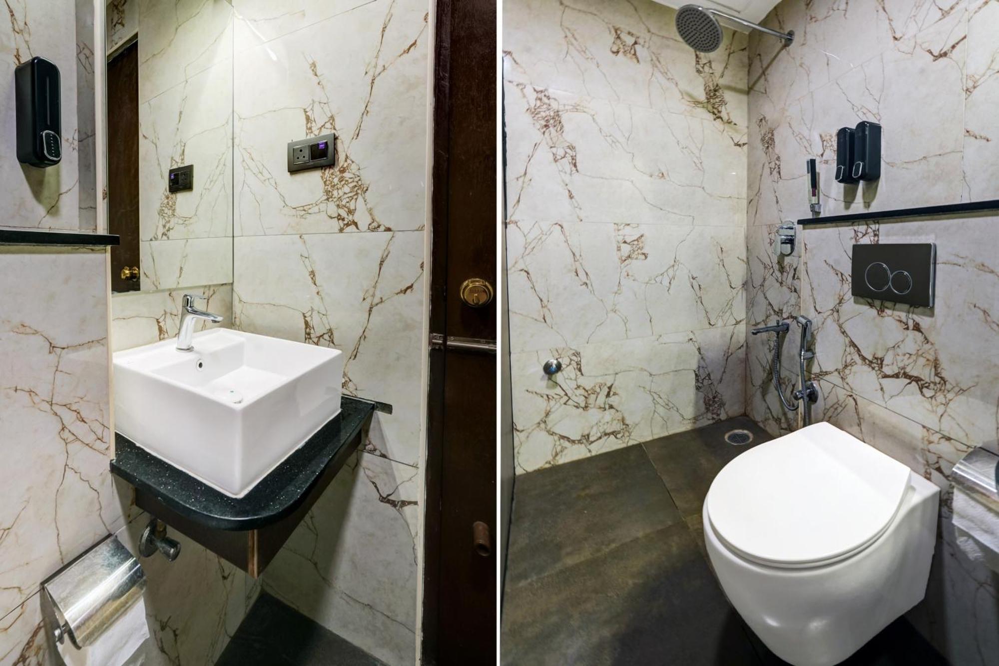 Astra Hotels & Suites - Koramangala Bangalore Bagian luar foto